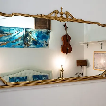 Strange Uncle Bed & Breakfast