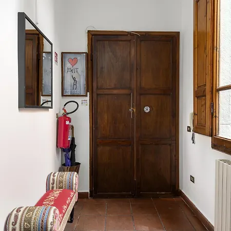 Strange Uncle Florença